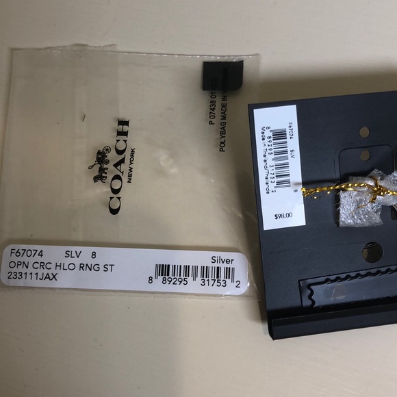 Last one!Size7Coach Open Circle Halo RingSet - Picture 4 of 6